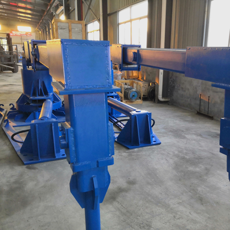 Intermediate frequency furnace manipulator